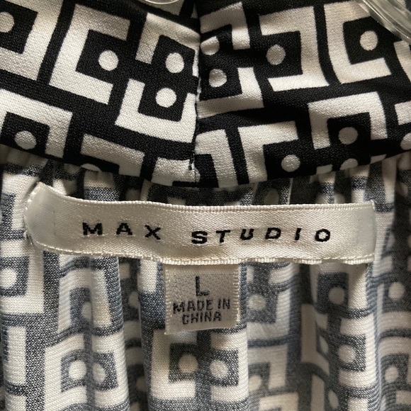 Max Studio Top - Picture 5 of 5